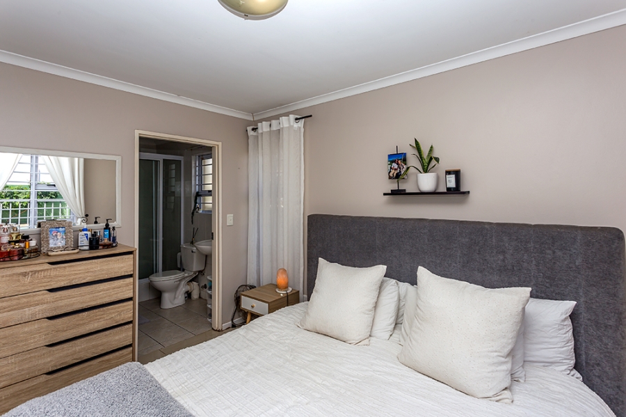 To Let 3 Bedroom Property for Rent in Sunningdale Western Cape